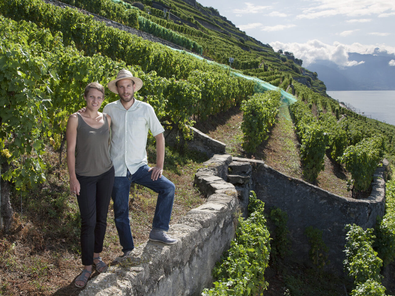 Photo Constance et Jean Duboux au Dézaley en Lavaux dans les vignes